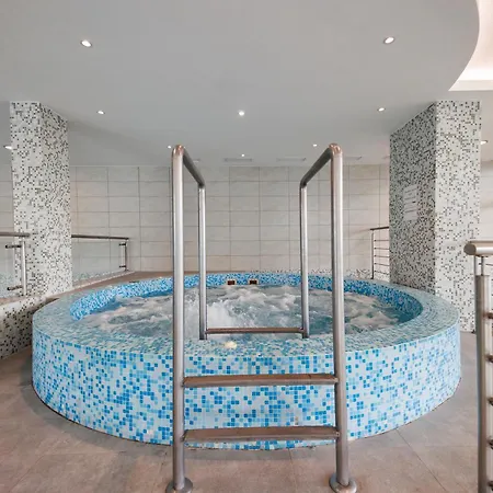 Апартаменты B83 Wellness