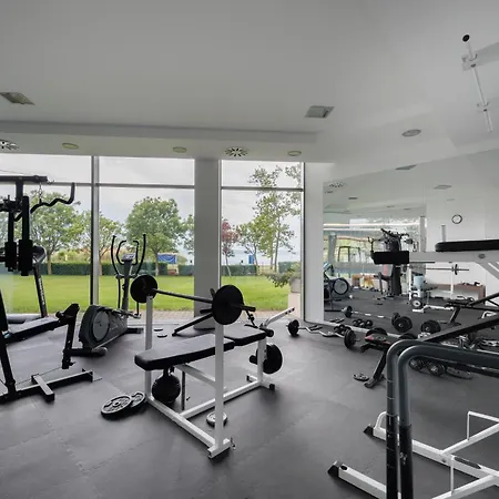 Апартаменты B83 Wellness Шиофок